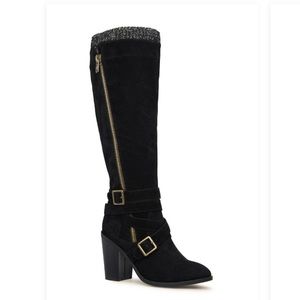 NWT/ SIRI SWEATER CUFF HEELED BOOTS